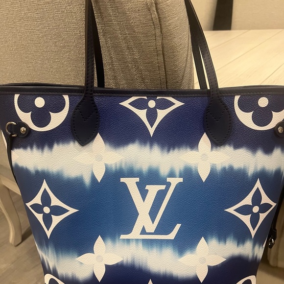 Louis Vuitton Blue and White Artistic Tote - Picture 1 of 5